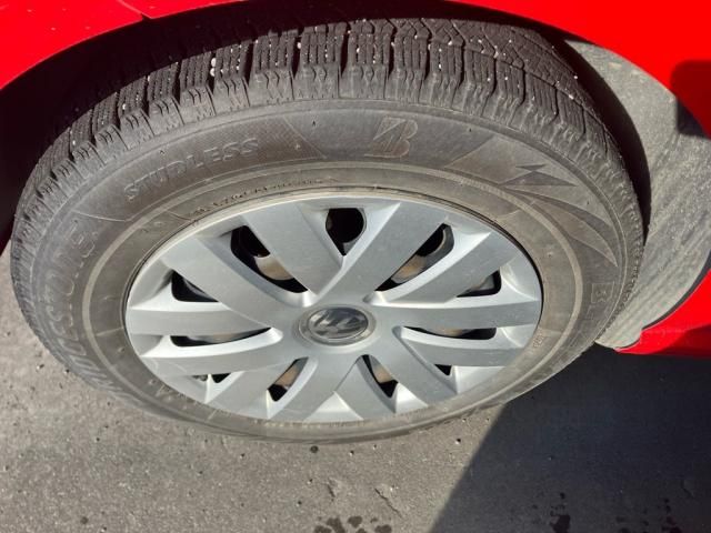 VOLKSWAGEN POLO 2011 Image 31