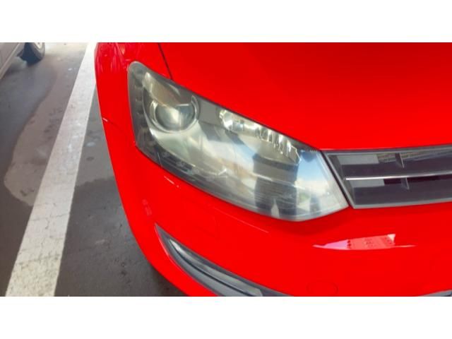 VOLKSWAGEN POLO 2011 Image 31