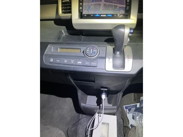 HONDA FREED 2011 Image 31