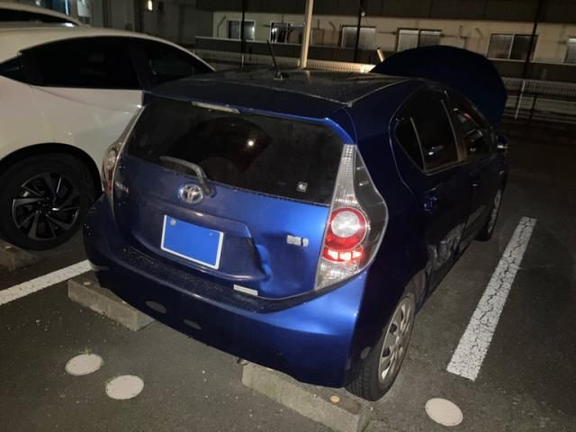 TOYOTA AQUA 2012 Image 31