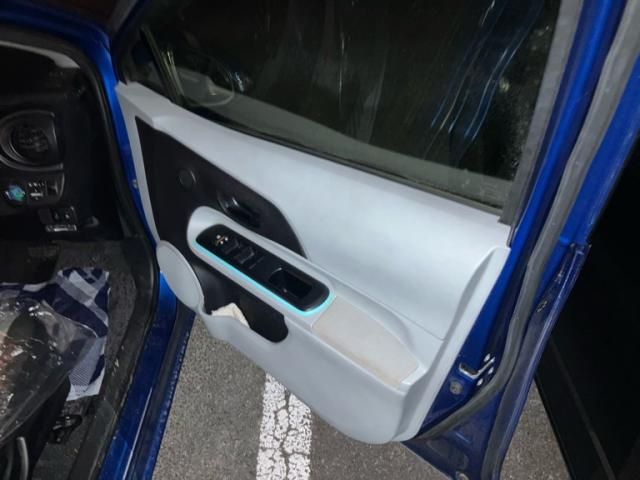 TOYOTA AQUA 2012 Image 31