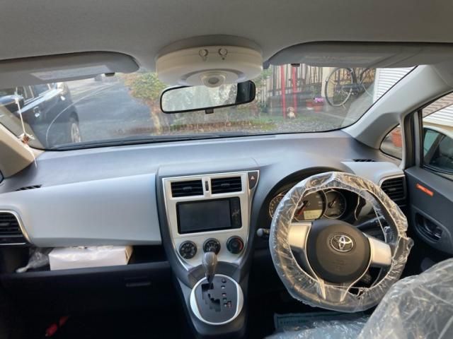 TOYOTA RACTIS 2010 Image 31