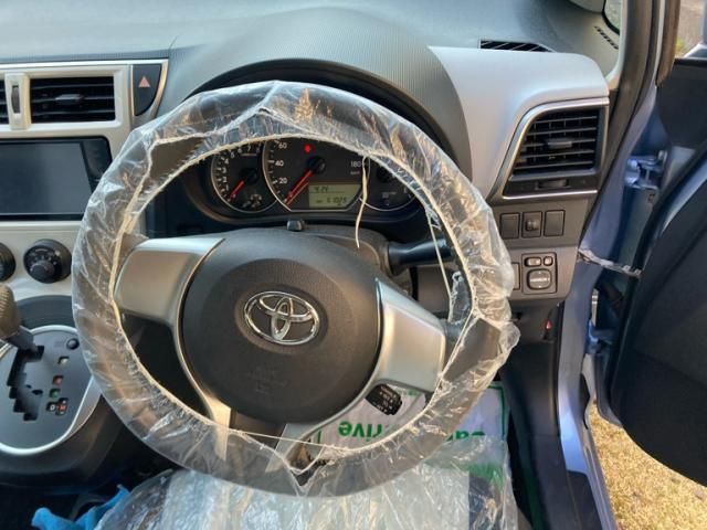 TOYOTA RACTIS 2010 Image 31