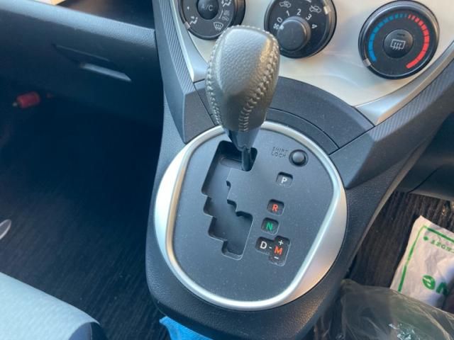 TOYOTA RACTIS 2010 Image 31