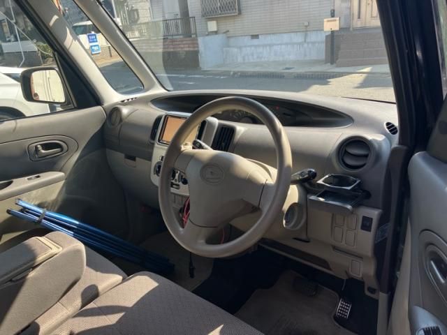 DAIHATSU TANTO 2011 Image 31