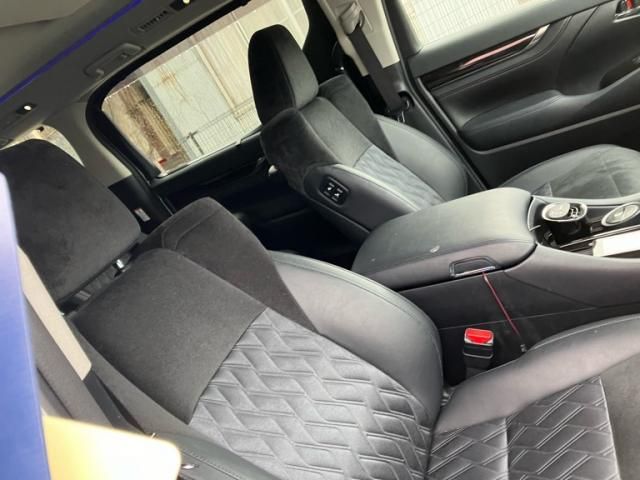TOYOTA VELLFIRE 4WD 2016 Image 31