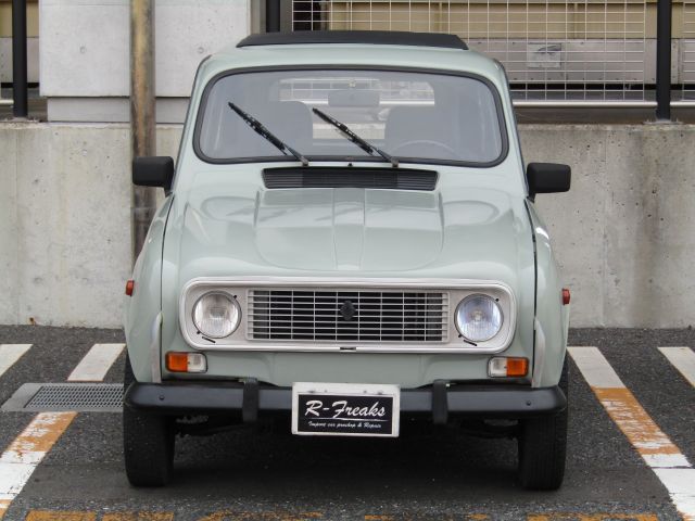 RENAULT QUATRE(4) 1989 Image 31