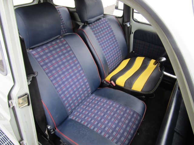 RENAULT QUATRE(4) 1989 Image 31