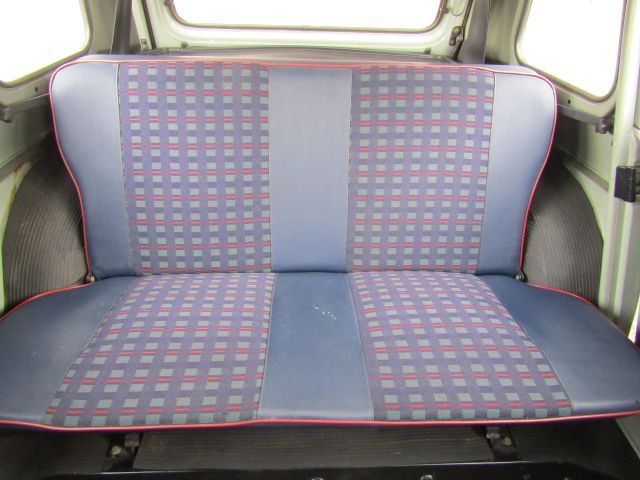 RENAULT QUATRE(4) 1989 Image 31