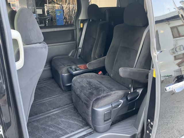 TOYOTA VELLFIRE 2011 Image 31