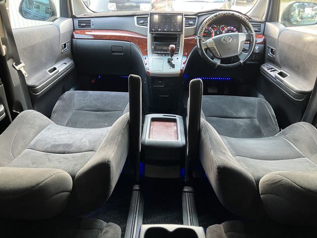 TOYOTA VELLFIRE 2011 Image 31