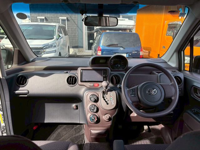 TOYOTA SPADE 2014 Image 31