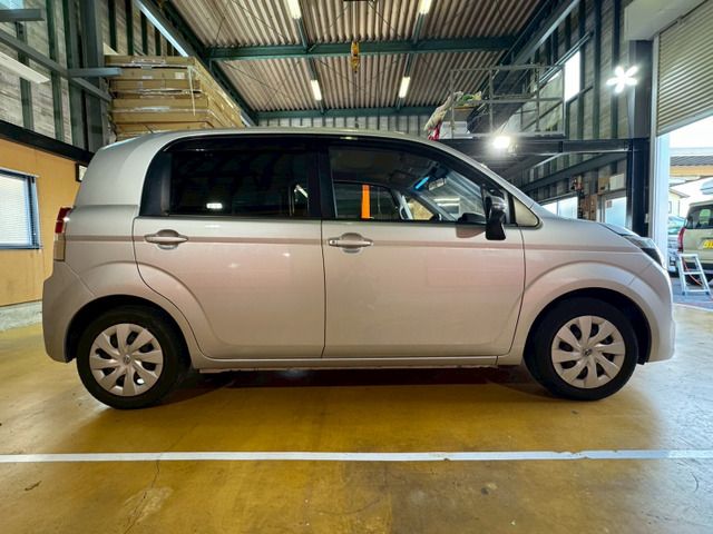 TOYOTA SPADE 2014 Image 31