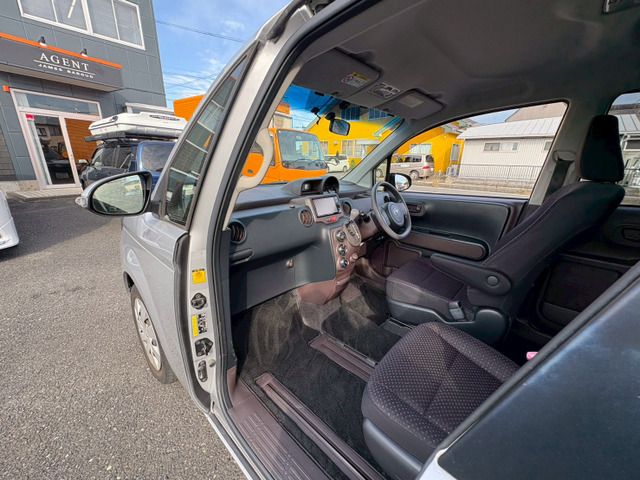 TOYOTA SPADE 2014 Image 31