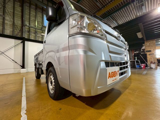 DAIHATSU HIJET TRUCK 4WD 2018 Image 31