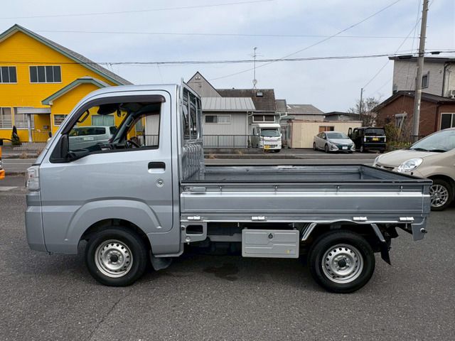 DAIHATSU HIJET TRUCK 4WD 2018 Image 31