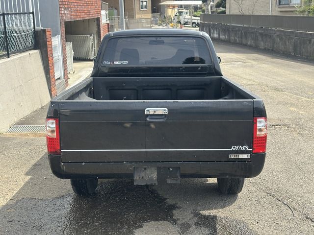 TOYOTA HILUX 2WD 1999 Image 31