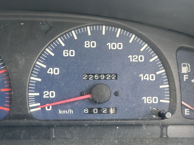 TOYOTA HILUX 2WD 1999 Image 31