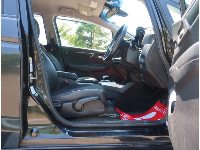 HONDA FIT HYBRID 2014 Image 31