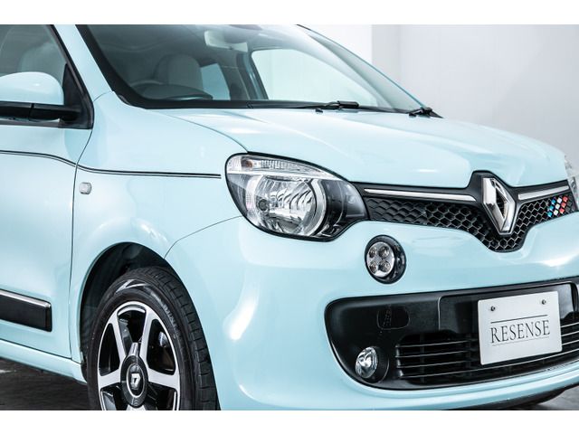 RENAULT TWINGO 2017 Image 31