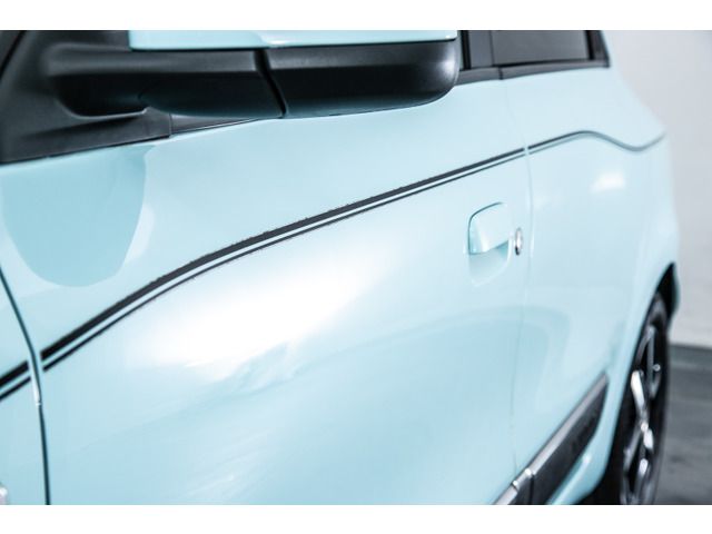RENAULT TWINGO 2017 Image 31