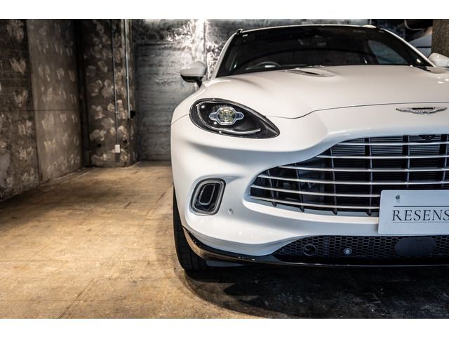 ASTON MARTIN SUV 2023 Image 31