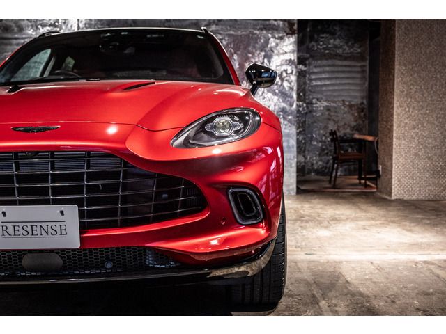 ASTON MARTIN SUV 2022 Image 31