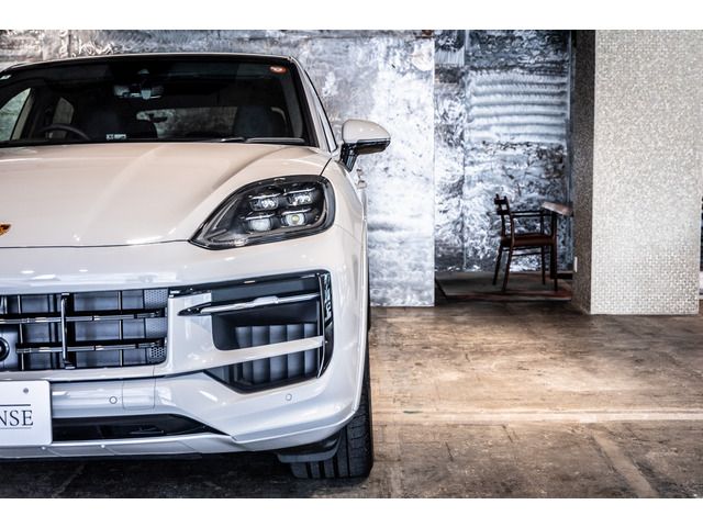 PORSCHE CAYENNE 2024 Image 31