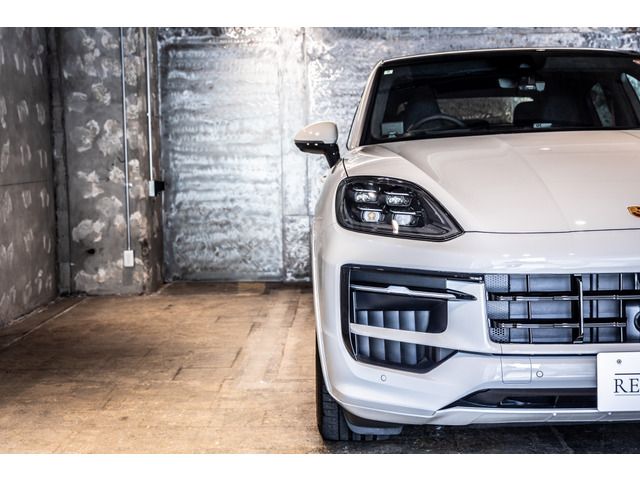 PORSCHE CAYENNE 2024 Image 31