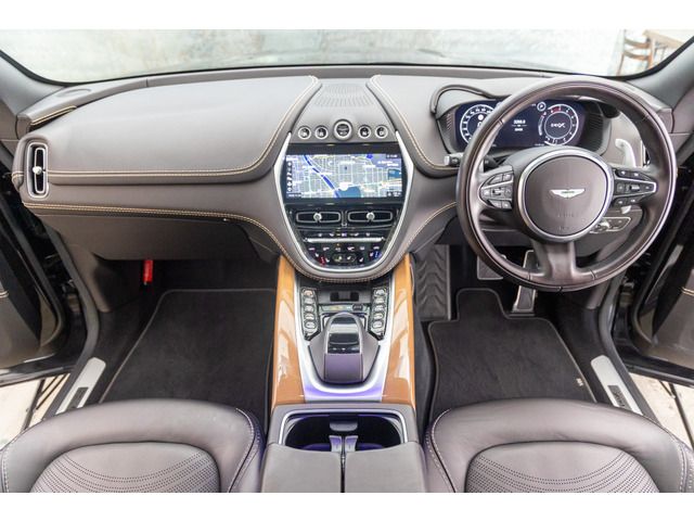 ASTON MARTIN SUV 2023 Image 31