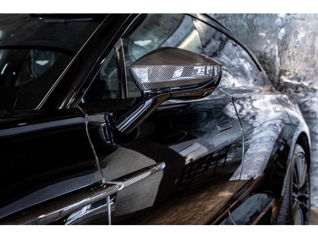 ASTON MARTIN SUV 2023 Image 31