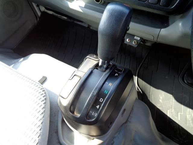 HINO DUTRO 2013 Image 31