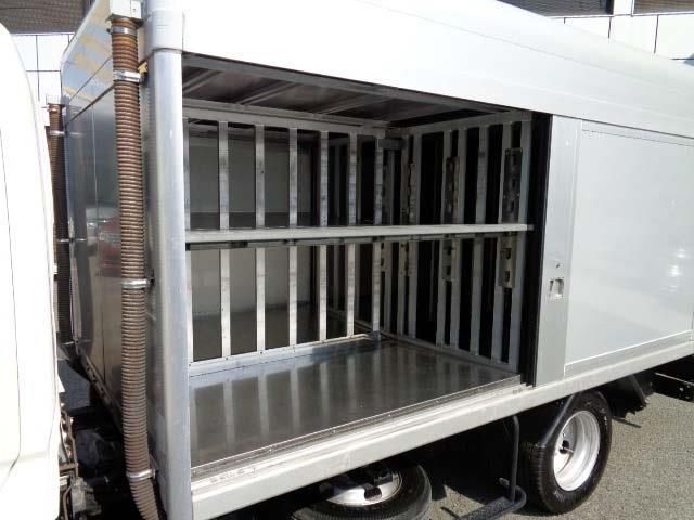 HINO DUTRO 2013 Image 31