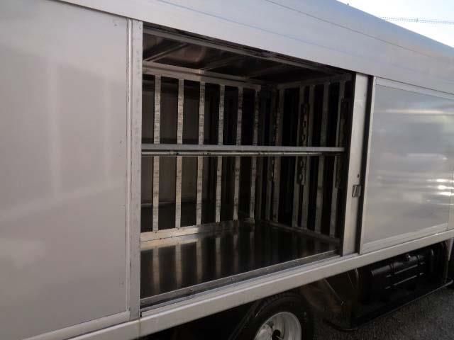 HINO DUTRO 2013 Image 31