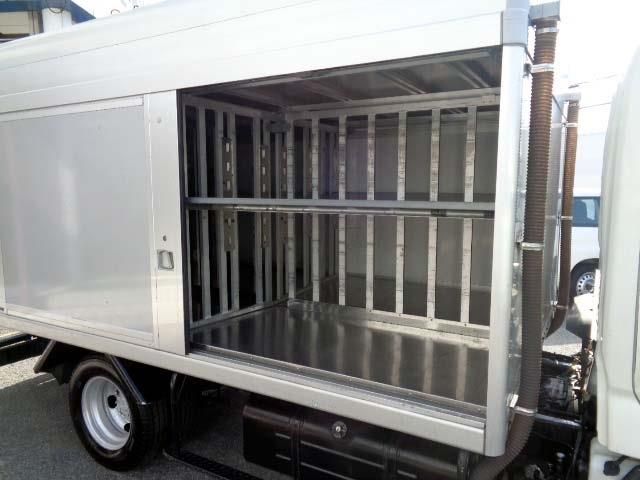 HINO DUTRO 2013 Image 31