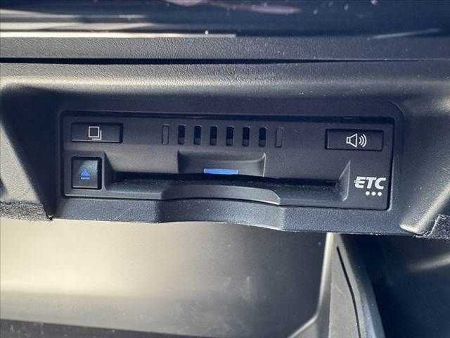 TOYOTA CROWN SEDAN HYBRID 2018 Image 31