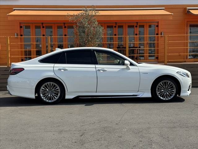 TOYOTA CROWN SEDAN HYBRID 2018 Image 31