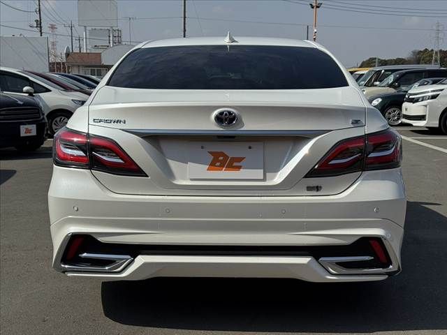 TOYOTA CROWN SEDAN HYBRID 2018 Image 31