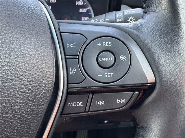 TOYOTA CROWN SEDAN HYBRID 2018 Image 31