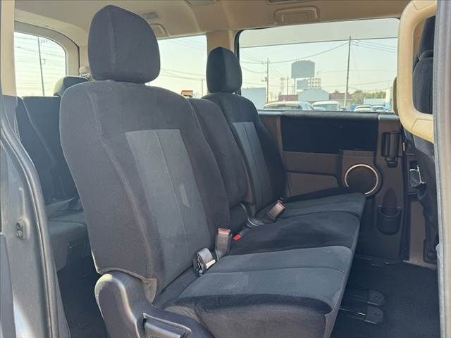 MITSUBISHI DELICA D:5 4WD 2011 Image 31