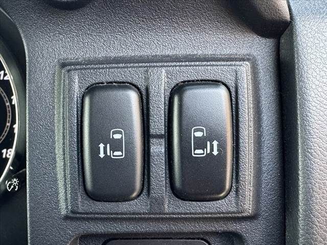 MITSUBISHI DELICA D:5 4WD 2011 Image 31