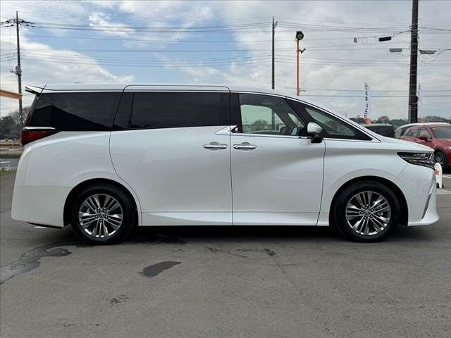 TOYOTA ALPHARD 2025 Image 31