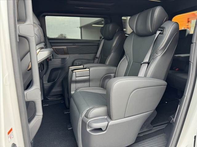 TOYOTA ALPHARD 2025 Image 31