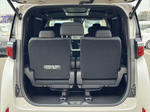 TOYOTA ALPHARD 2025 Image 31