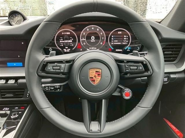 PORSCHE 911 2026 Image 31