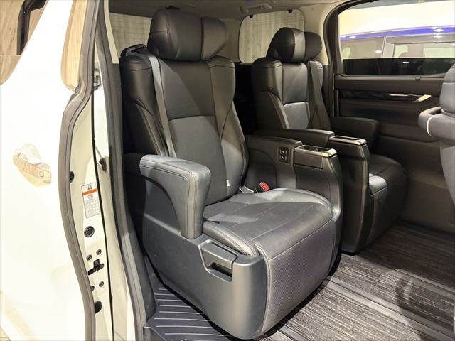 TOYOTA ALPHARD 2018 Image 31