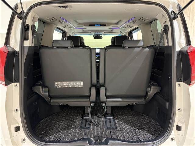 TOYOTA ALPHARD 2018 Image 31