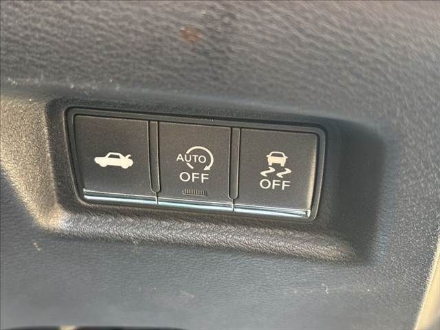 NISSAN SKYLINE 2014 Image 31