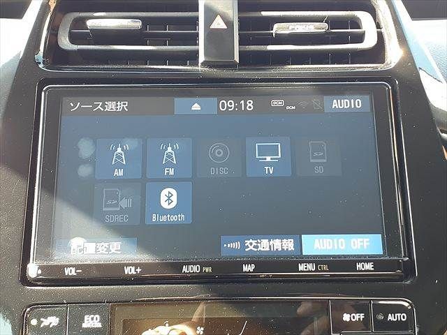 TOYOTA PRIUS 2018 Image 31