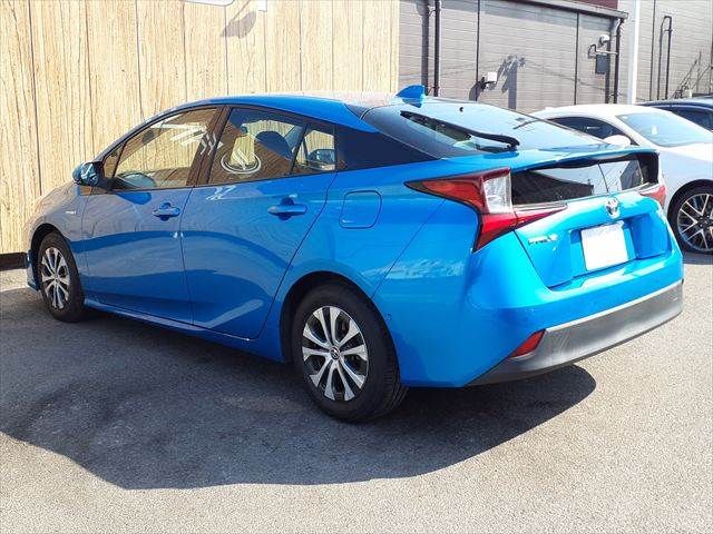 TOYOTA PRIUS 2018 Image 31